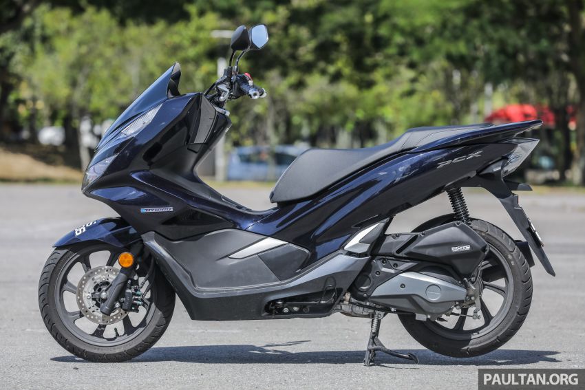 REVIEW: 2019 Honda PCX Hybrid and PCX 150 968659