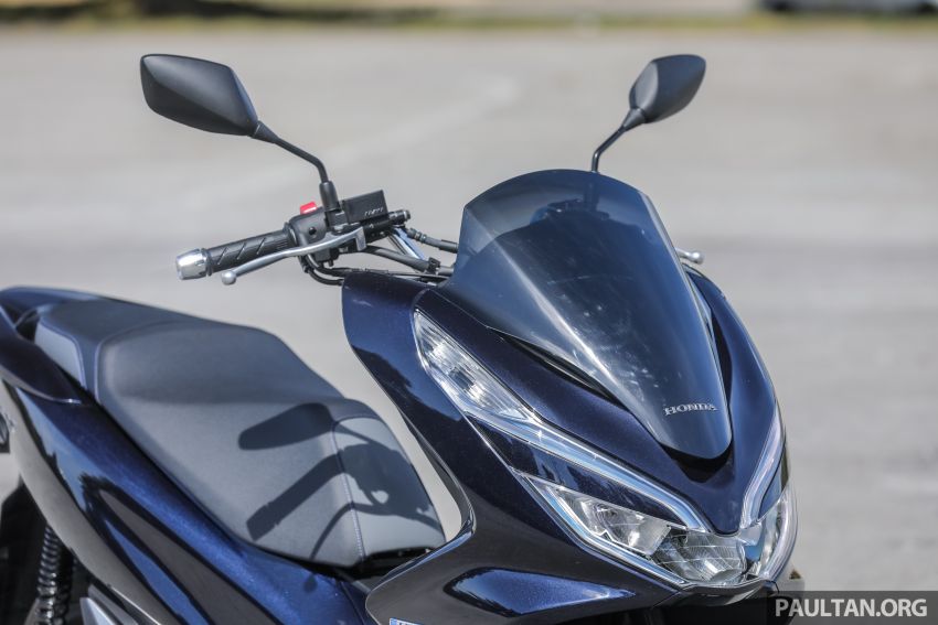 REVIEW: 2019 Honda PCX Hybrid and PCX 150 968670