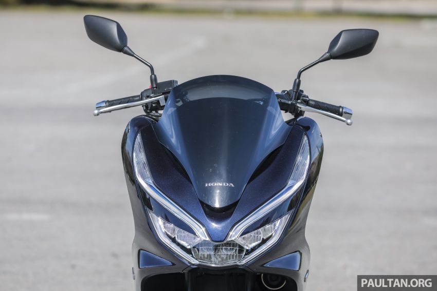 REVIEW: 2019 Honda PCX Hybrid and PCX 150 968672