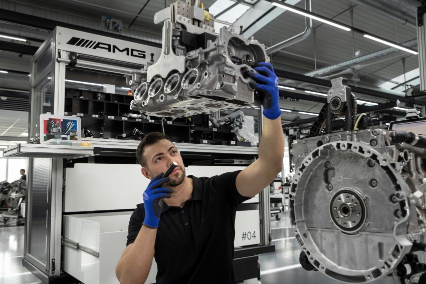 Mercedes-AMG hasilkan enjin empat silinder turbo paling berkuasa di dunia dengan 416 hp, 500 Nm tork 969482