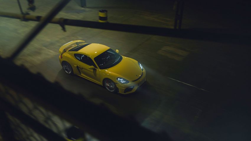 Porsche 718 Cayman GT4, Boxster Spyder unveiled 973336