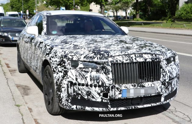 SPYSHOTS: Next Rolls-Royce Ghost spotted on test