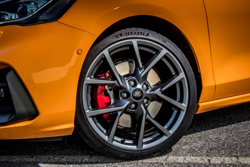 GALLERY: 2019 Ford Focus ST Mk4 – 276 hp, 430 Nm! 980247