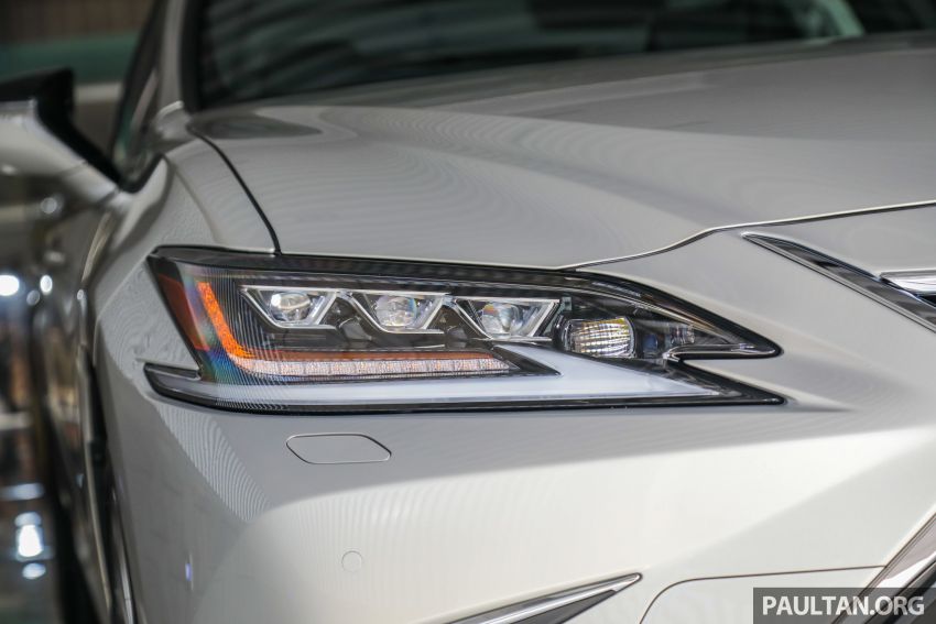 GALLERY: New Lexus ES 250 Luxury – CBU, RM333k 980281
