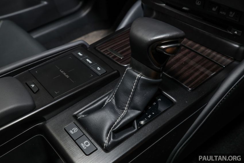 GALLERY: New Lexus ES 250 Luxury – CBU, RM333k 980319