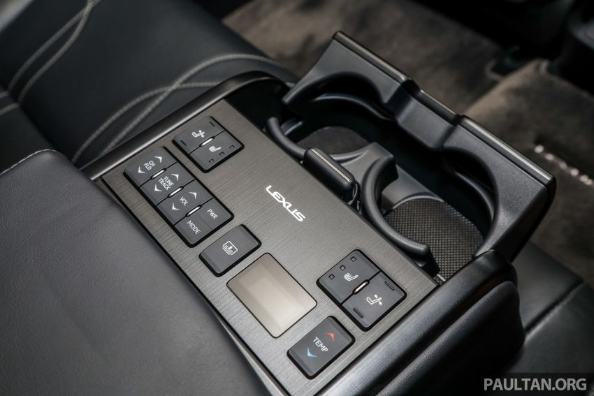 GALLERY: New Lexus ES 250 Luxury – CBU, RM333k 980357