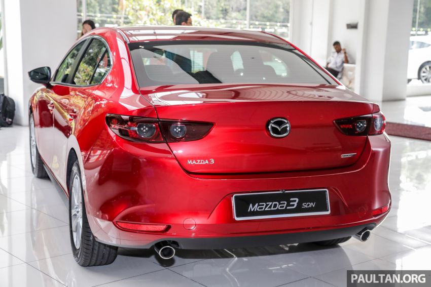 2019 Mazda 3 arrives at Malaysian showroom – 1.5L Sedan, 2.0L Hatchback High Plus; price from RM140k 982142