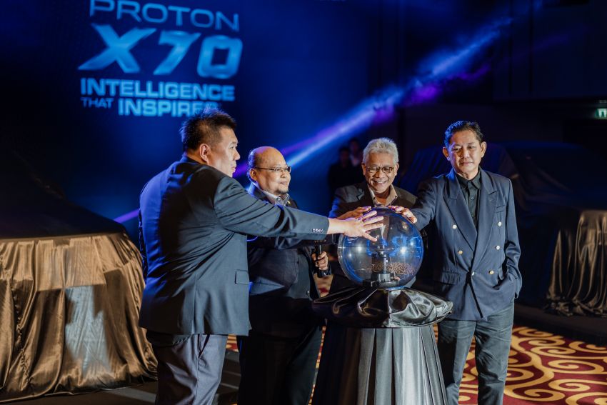Proton X70 launched in Brunei – pricing from RM98k 995382