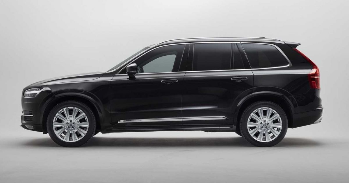 Volvo XC90 Armoured – full ballistic and explosion resistant, 50 mm-thick glass, weighs 4.5 tonnes!