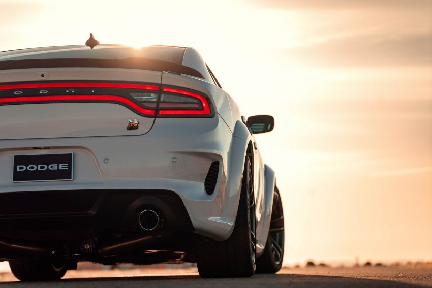 2020 Dodge Charger update includes a widebody kit 979560