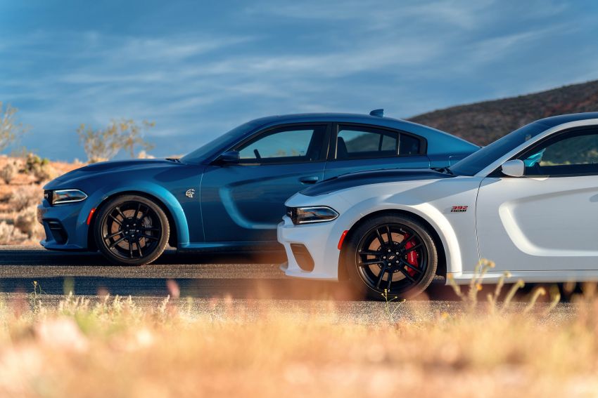 2020 Dodge Charger update includes a widebody kit 979393