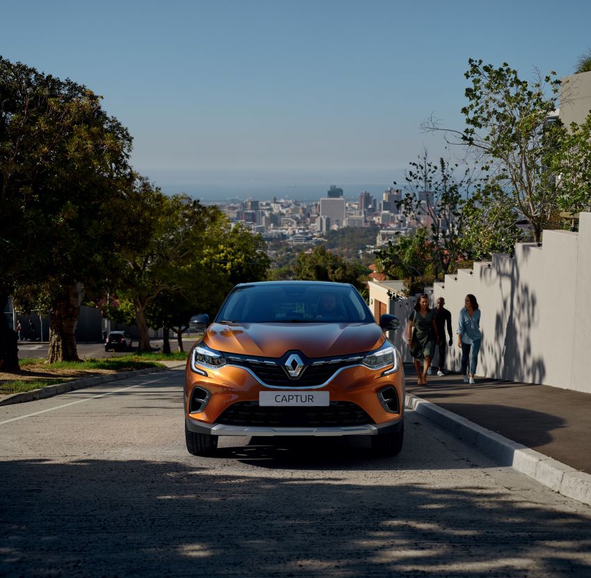 2020 Renault Captur – CMF-B platform, Level 2 autonomous; 1.6 L PHEV, two diesels, three petrols 981069