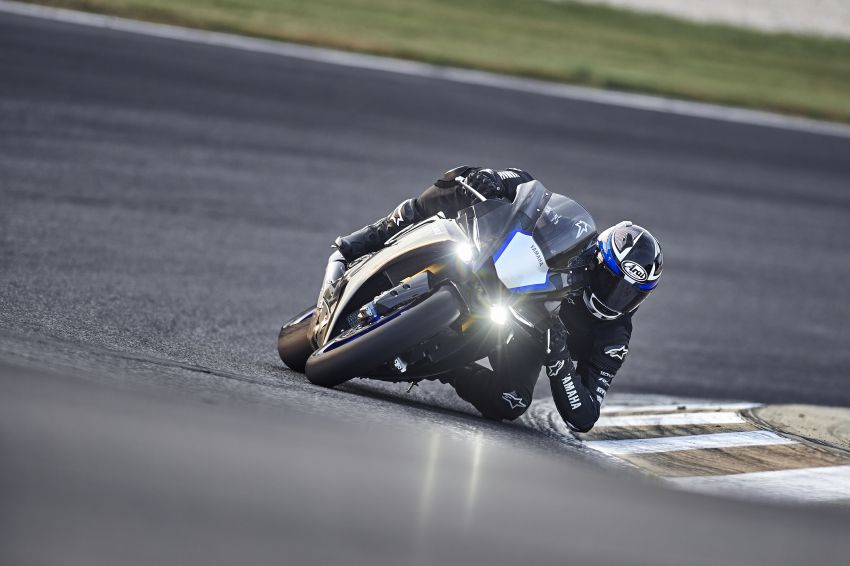 2020 Yamaha YZF-R1 and YZF-R1M revealed 985738