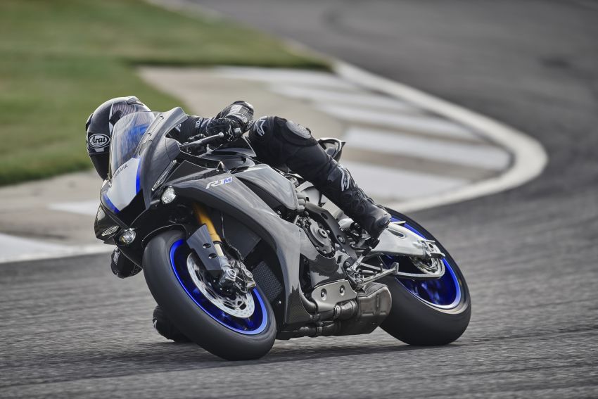 2020 Yamaha YZF-R1 and YZF-R1M revealed 985741