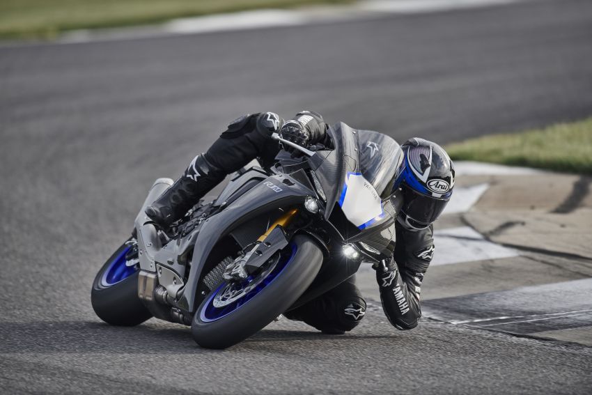 2020 Yamaha YZF-R1 and YZF-R1M revealed 985745