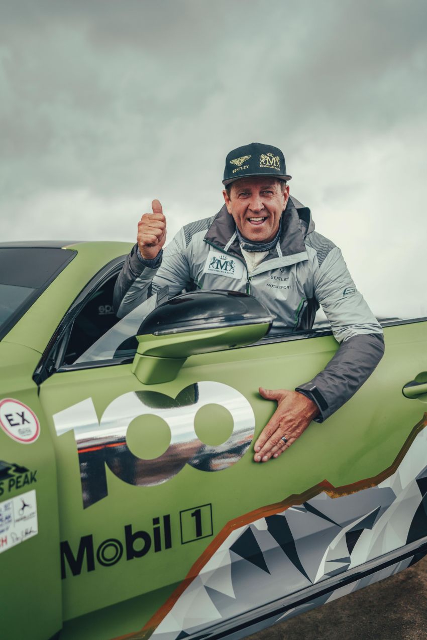 Bentley breaks production car record at Pikes Peak 979892