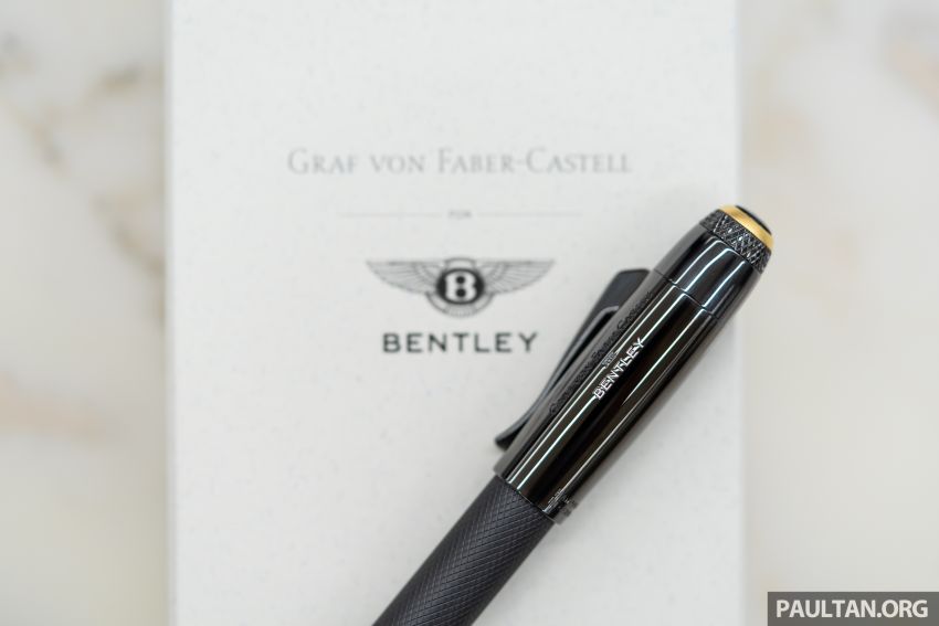 Bentley KL showcases limited-edition Breitling watch and writing instruments from Graf von Faber-Castell 984486
