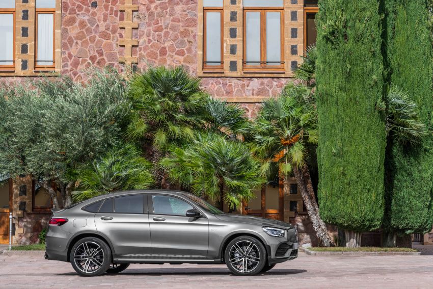 Mercedes-AMG GLC43, GLC43 Coupe facelifts debut – 3.0L twin-turbo V6 with 385 hp; 0-100 km/h in 4.9s 987567