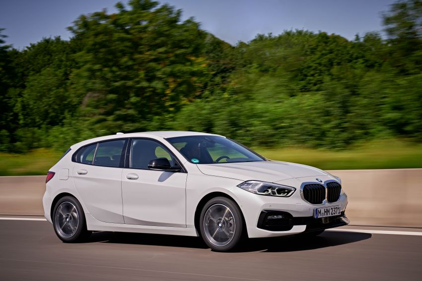 GALERI: BMW 1 Series F40 – M135i, 118d Sport Line 989091