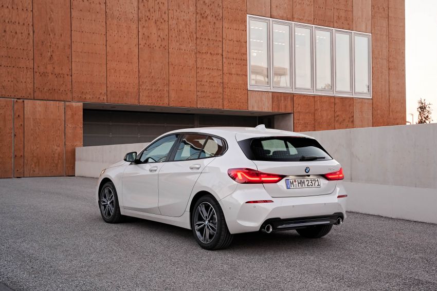 GALERI: BMW 1 Series F40 – M135i, 118d Sport Line 989144