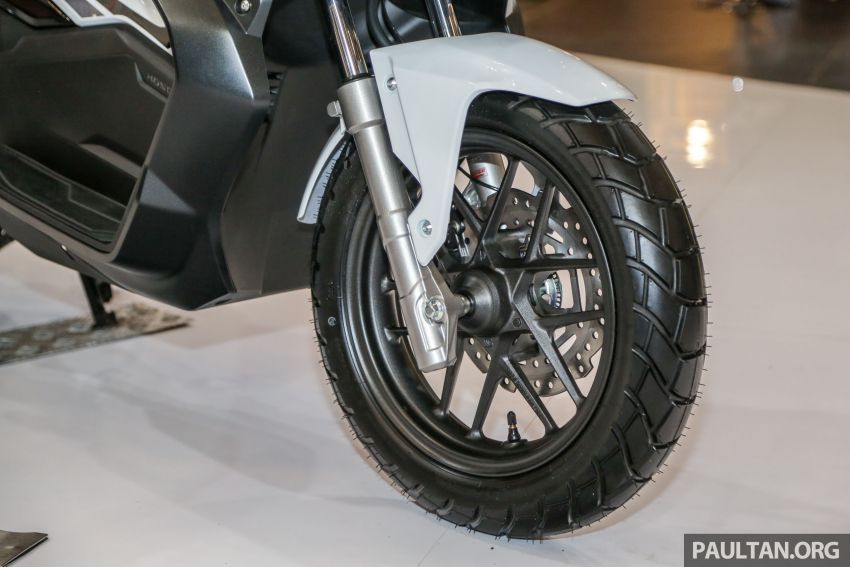 GIIAS 2019: Honda ADV 150 adventure scooter shown 988404