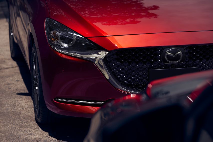 Mazda 2 facelift unveiled – new looks and driver aids 987706
