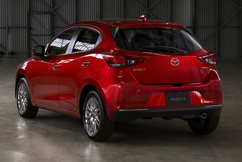 Mazda 2 facelift unveiled – new looks and driver aids 987660