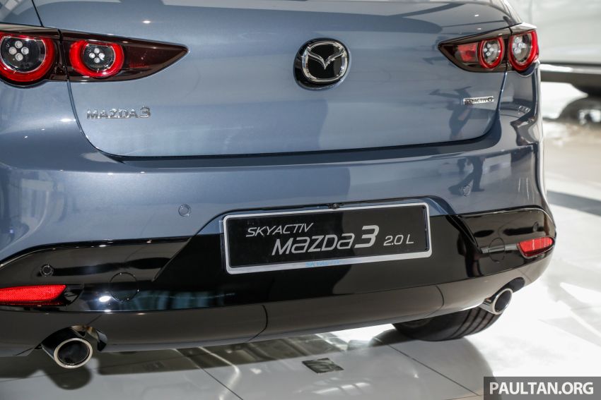 Mazda 3 2019 tiba di bilik pameran Malaysia – 1.5L Sedan dan 2.0L hatchback High Plus, bermula RM140k Image #982290