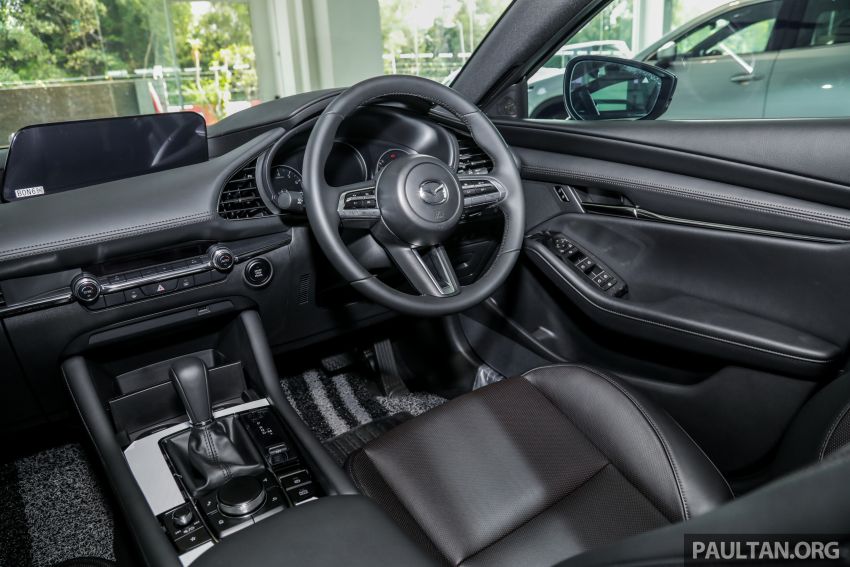 Mazda 3 2019 tiba di bilik pameran Malaysia – 1.5L Sedan dan 2.0L hatchback High Plus, bermula RM140k 982323