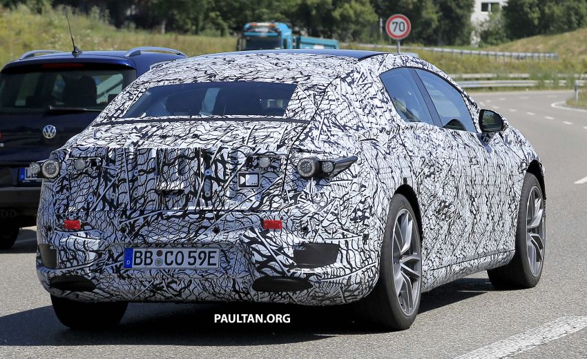 SPYSHOTS: Mercedes-Benz EQS seen road-testing 993581