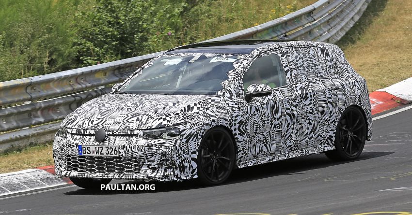 SPIED: Volkswagen Golf GTI Mk8 seen – to get 300 hp? 986508