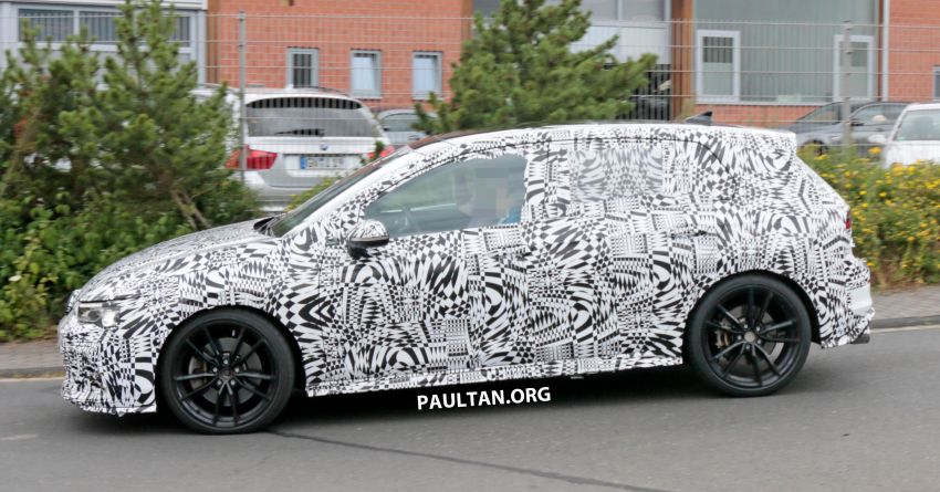 SPIED: Volkswagen Golf GTI Mk8 seen – to get 300 hp? 986304