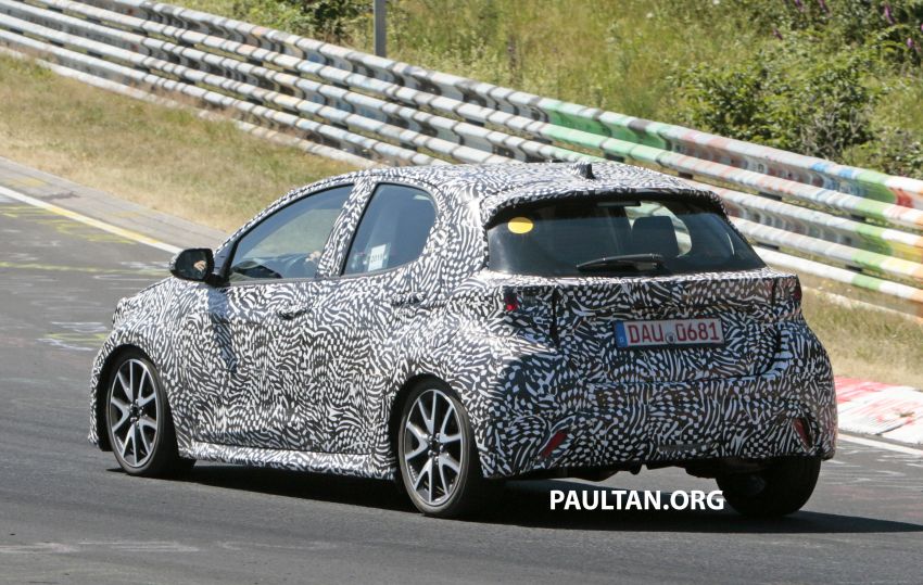 SPYSHOTS: Next-gen Toyota Yaris for Europe spotted 986386