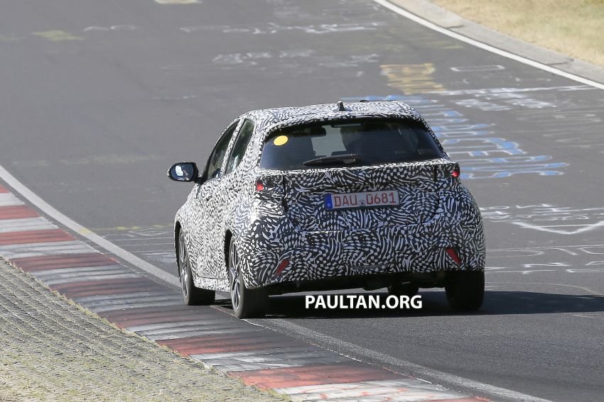 SPYSHOTS: Next-gen Toyota Yaris for Europe spotted 986399
