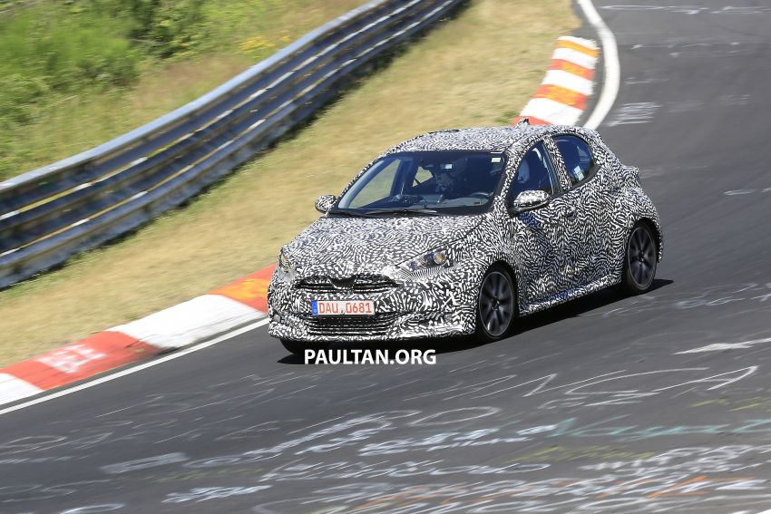 SPYSHOTS: Next-gen Toyota Yaris for Europe spotted 986423