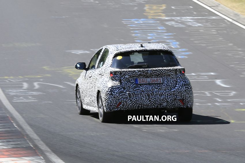 SPYSHOTS: Next-gen Toyota Yaris for Europe spotted 986427