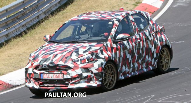 SPYSHOTS: Next-gen Toyota Yaris for Europe spotted
