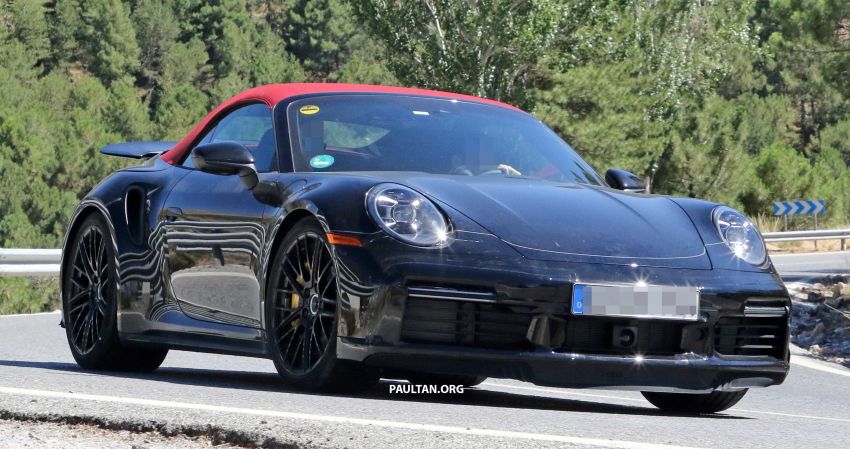 SPIED: Porsche 992 Turbo Cabrio seen testing again 989641