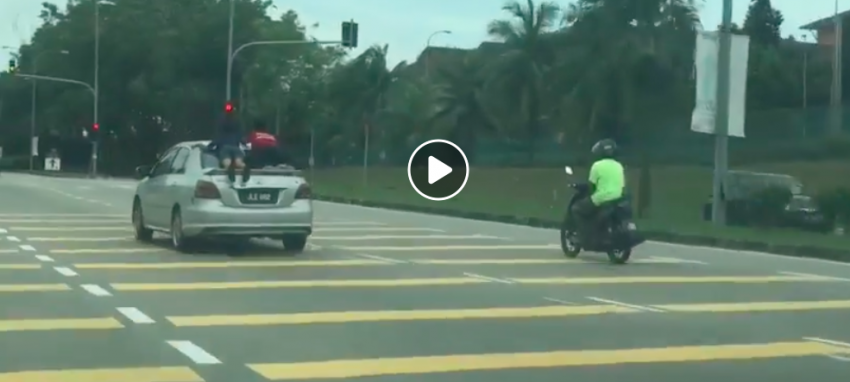 Kes tular: JPJ Johor saman pemandu yang bawa tiga budak bergayut di bonet belakang kenderaan Image #990808