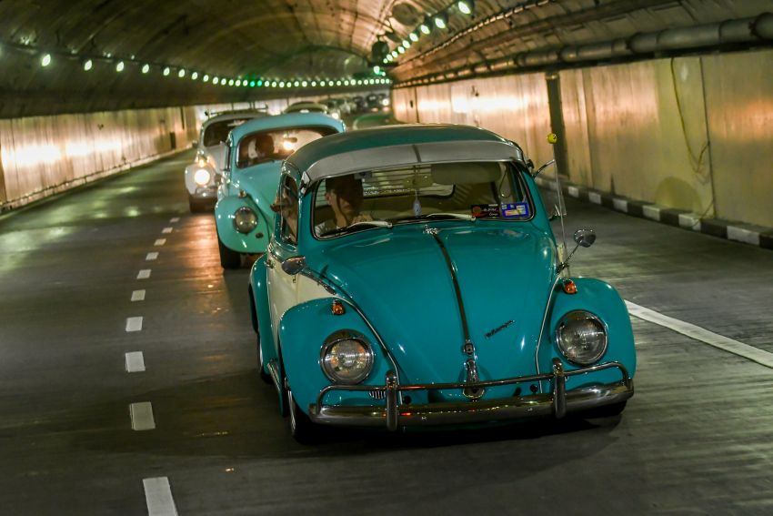 Volkswagen Beetle, An Iconic Gathering – farewell party to an automotive icon sees 405 Beetles gathered 985456