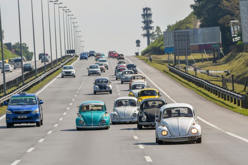Volkswagen Beetle, An Iconic Gathering – farewell party to an automotive icon sees 405 Beetles gathered 985466