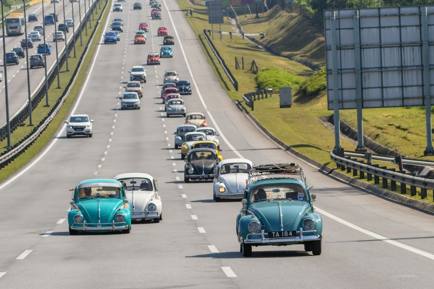 Volkswagen Beetle, An Iconic Gathering – farewell party to an automotive icon sees 405 Beetles gathered 985468