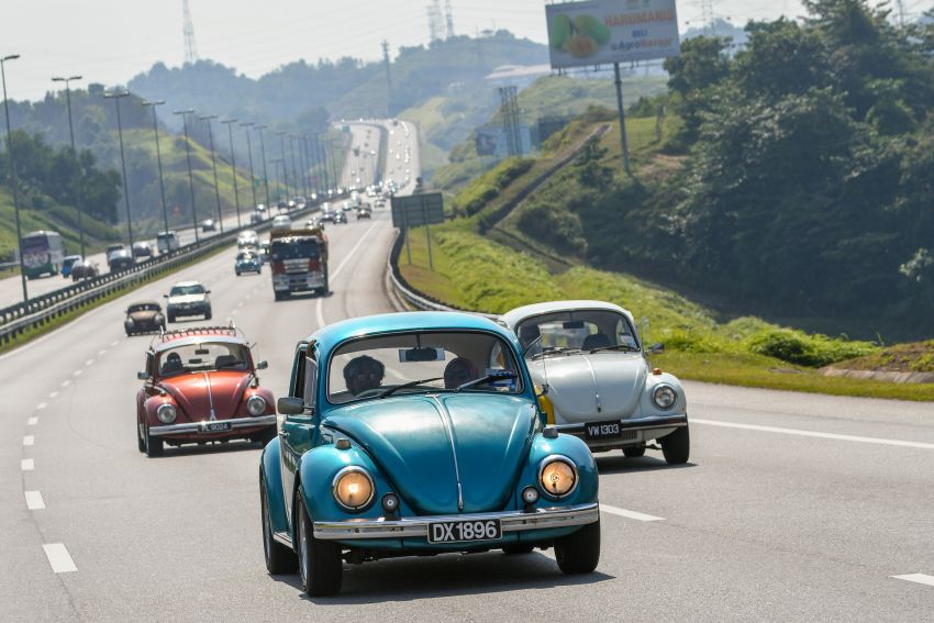 Volkswagen Beetle, An Iconic Gathering – farewell party to an automotive icon sees 405 Beetles gathered 985481