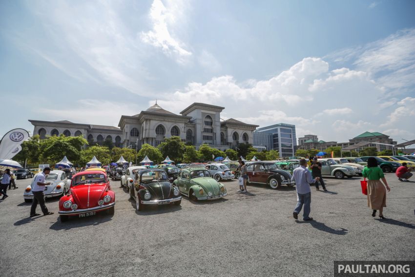 Perhimpunan “selamat tinggal” Volkswagen Beetle kumpulkan 405 unit model ikonik di Putrajaya 985601