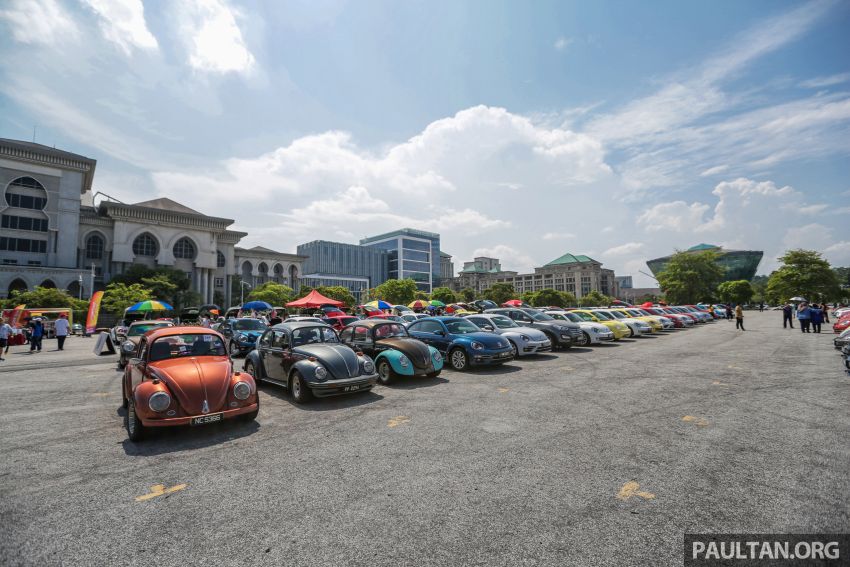 Perhimpunan “selamat tinggal” Volkswagen Beetle kumpulkan 405 unit model ikonik di Putrajaya 985614