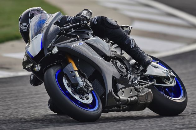 Yamaha YZF-R1 dan YZF-R1M 2020 terima peningkatan ketara sejak 2015, suspensi dan elektronik diperelok