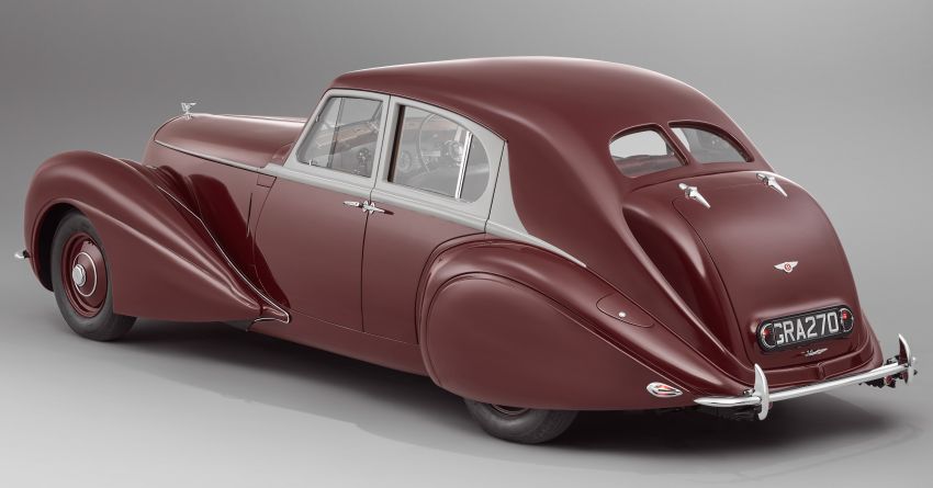 Sole 1939 Bentley Corniche fully restorated by Mulliner 999882