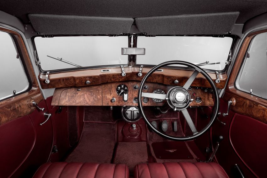 Sole 1939 Bentley Corniche fully restorated by Mulliner 999884