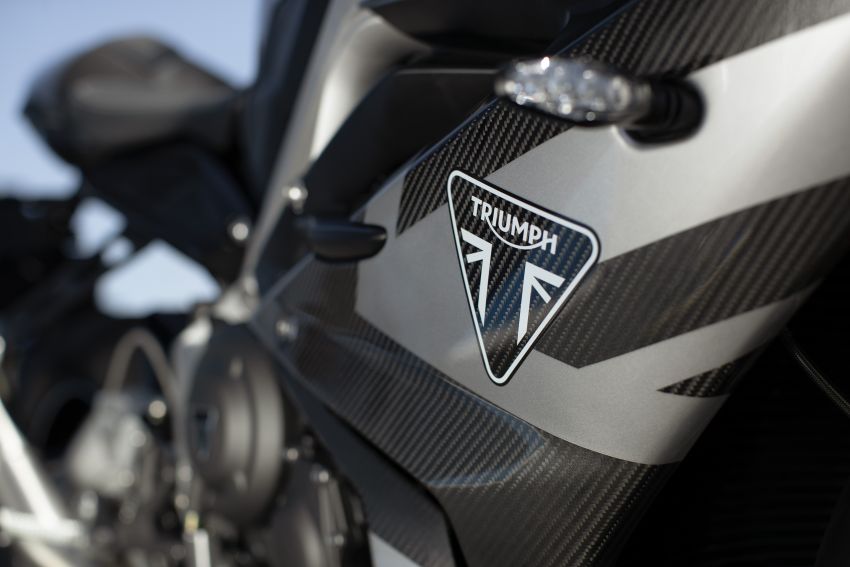 Triumph Daytona Moto2 765 Limited Edition – jentera Moto2 yang boleh digunakan untuk jalan biasa 1005832
