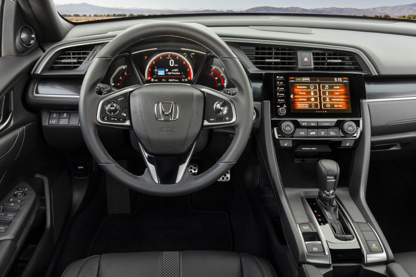 2020 Honda Civic Hatchback facelift debuts in the US 1001850
